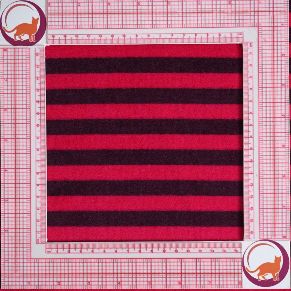 Nickistoff bedruckt Streifen pink aubergine